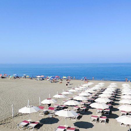 Holiday Home Ponente 6 By Interhome Marina Di Bibbona Exteriör bild