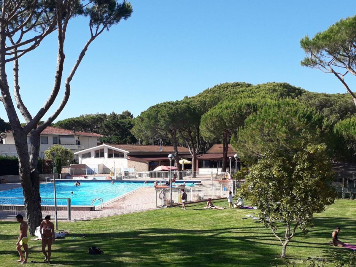 Holiday Home Ponente 6 By Interhome Marina Di Bibbona Exteriör bild