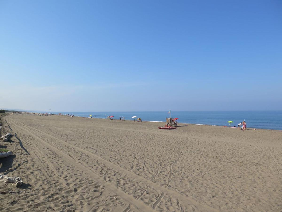 Holiday Home Ponente 6 By Interhome Marina Di Bibbona Exteriör bild